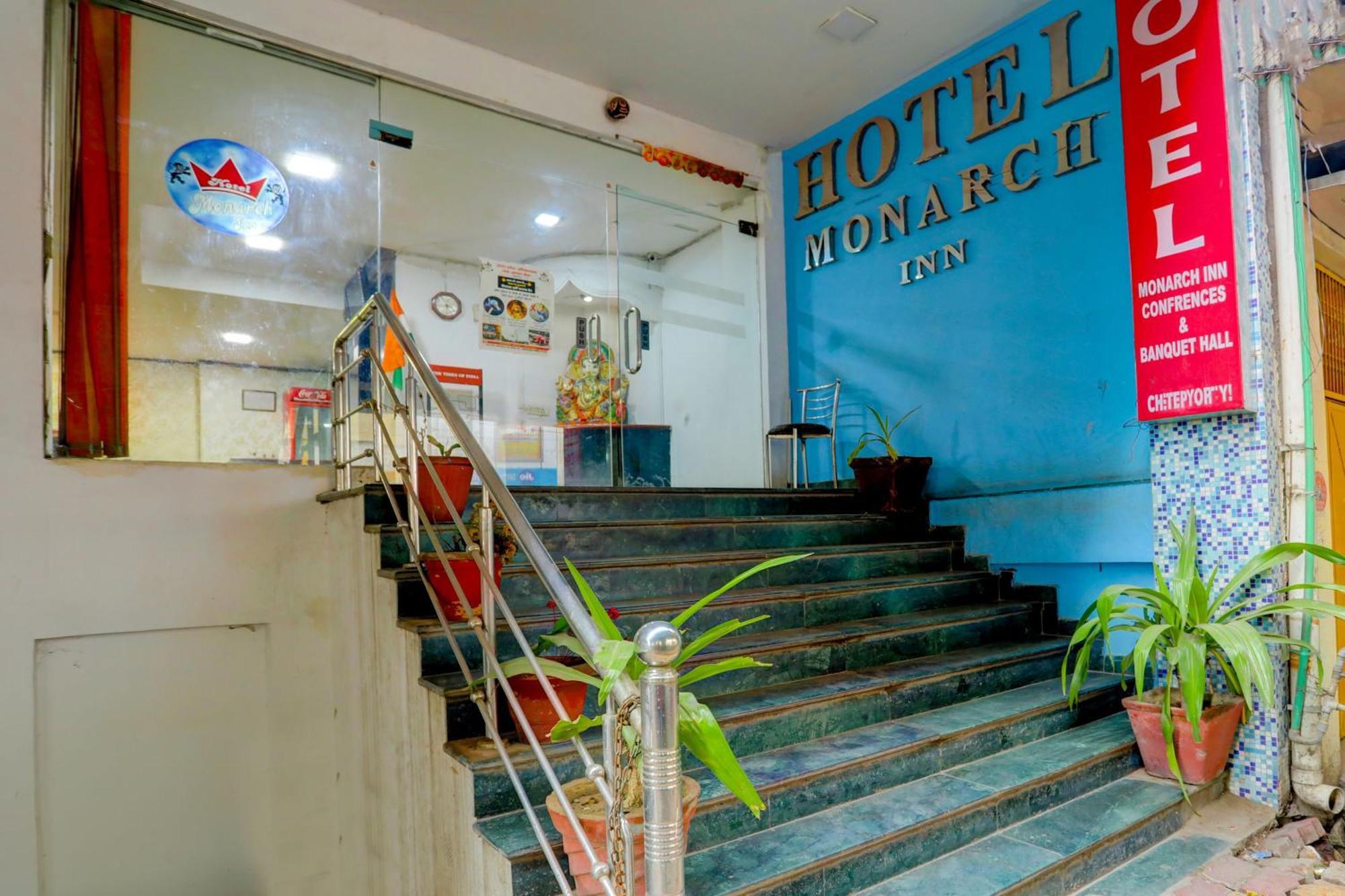 Hotel Monarch Inn 勒克瑙 外观 照片
