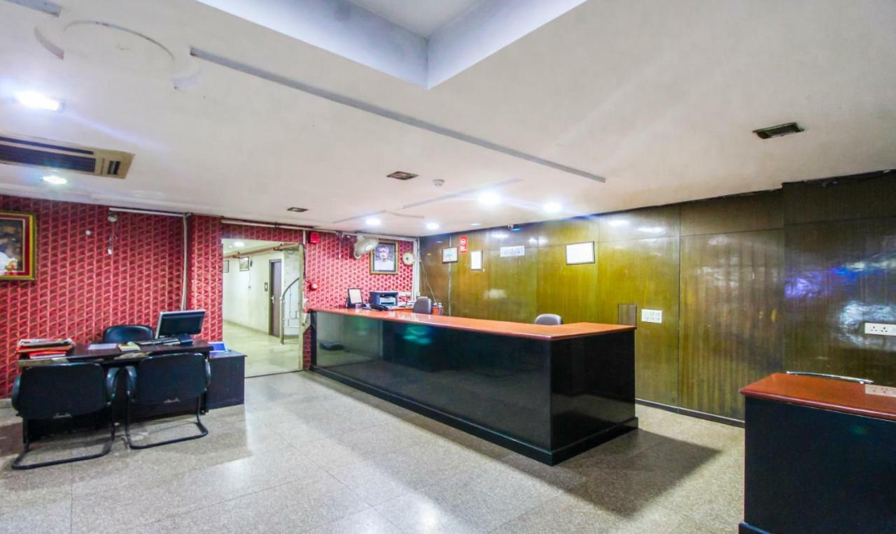 Hotel Monarch Inn 勒克瑙 外观 照片