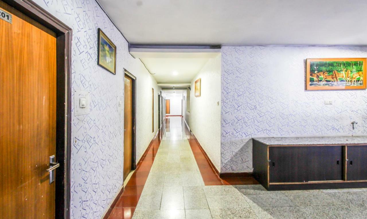 Hotel Monarch Inn 勒克瑙 外观 照片